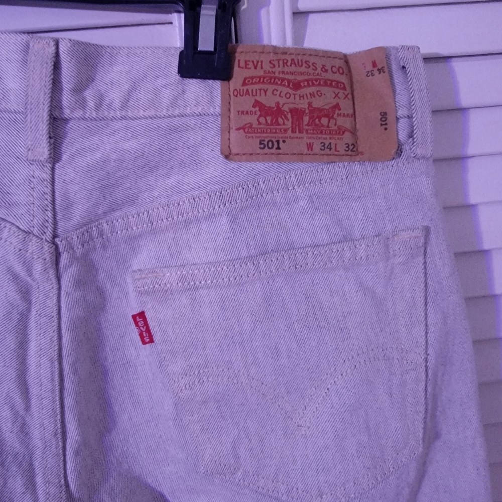 Levi 501 XX faded blue distressed W34 L32 straight fit 100%cotton